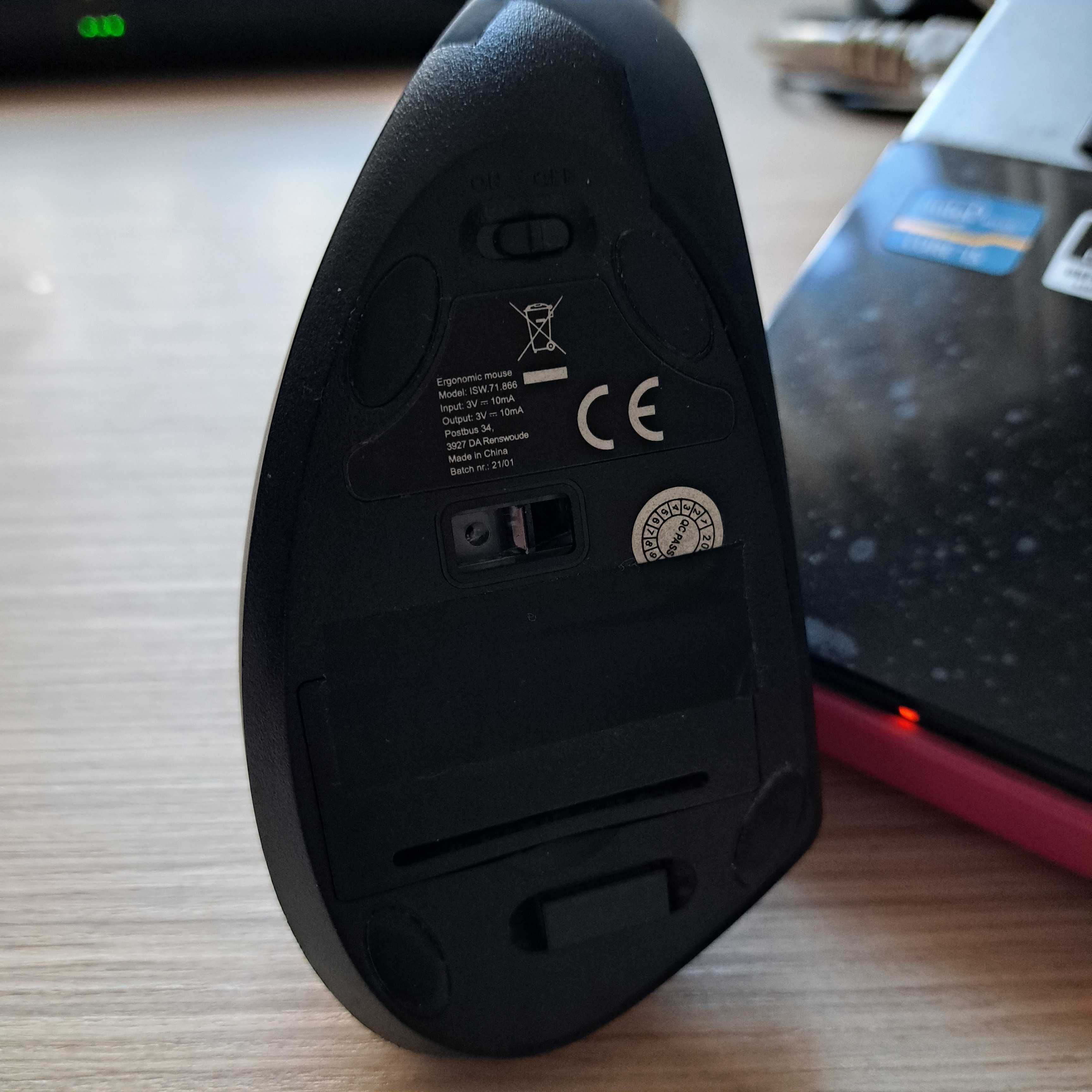 Мишка безжична, вертикална ергономична USB,оптична