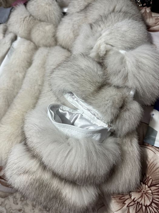 Haina de blana alb-gri