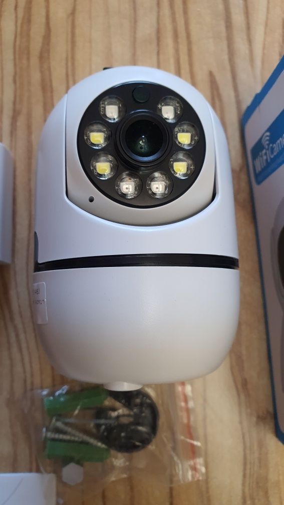 Въртяща се камера 1080p 2.4ghz wifi Ip camera 360° онлайн камера