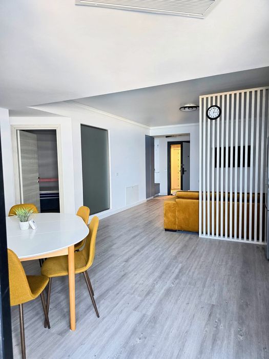 Vand Apartament in White Titanic Mamaia nord