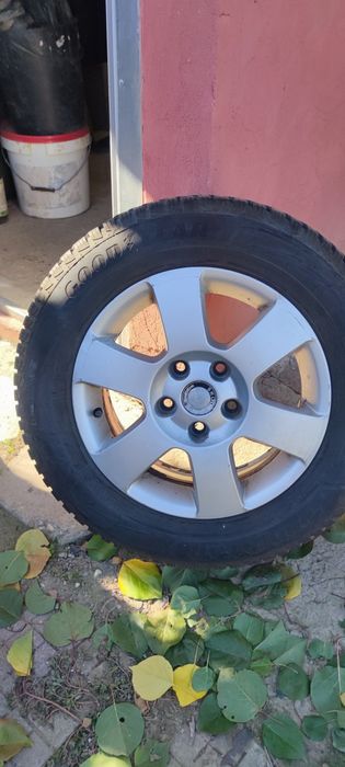 Джанти със зимни гуми за шкода