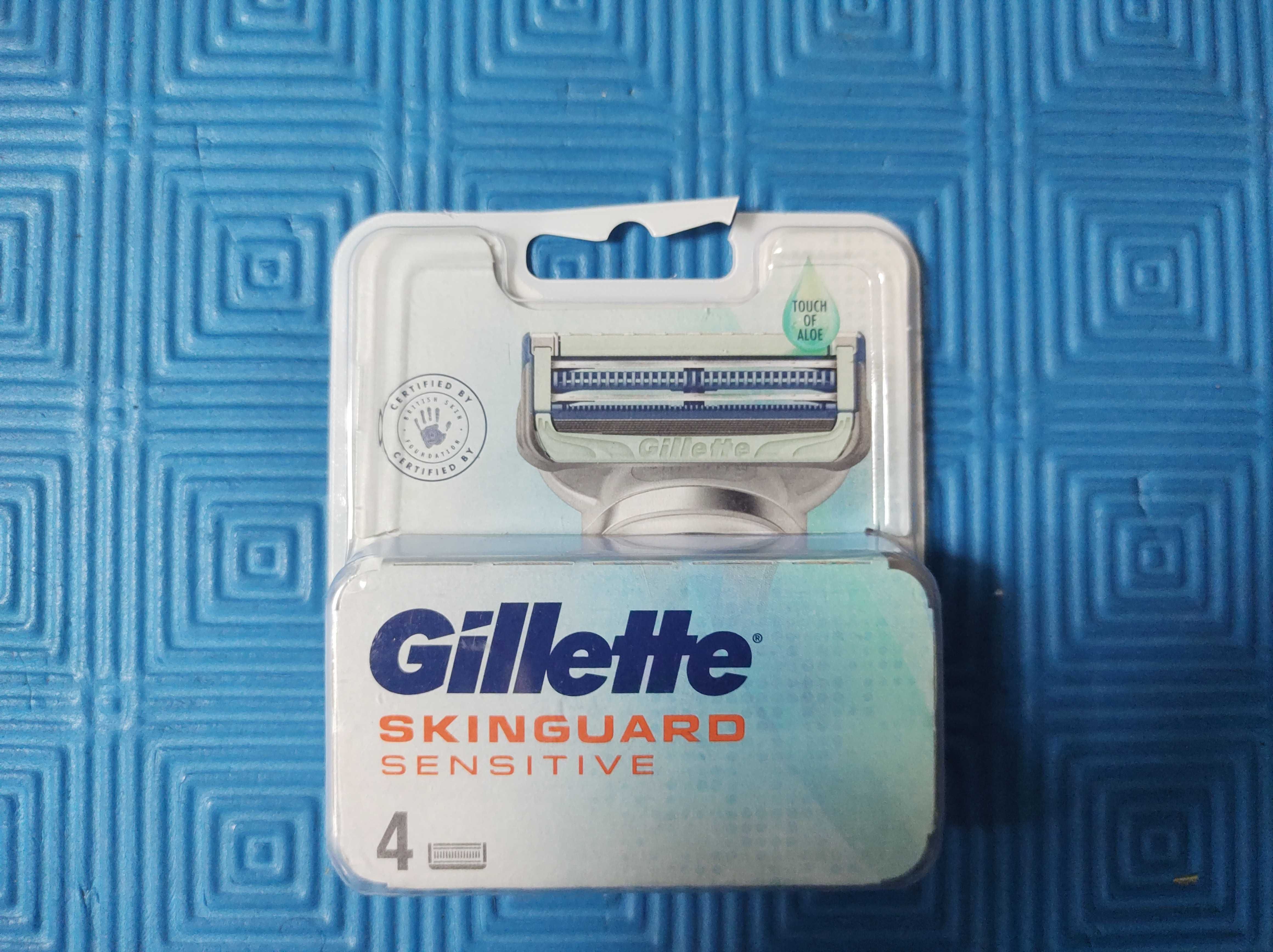 Gillette SkinGuard Sensitive 5 броя ножчета за бръснене + държач Жилет