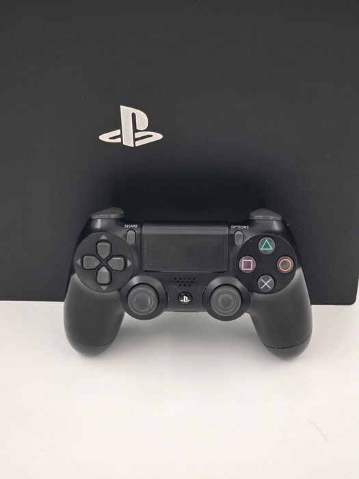 Garantie 24 luni PlayStation 4 PRO 1TB 1 controller CashBox