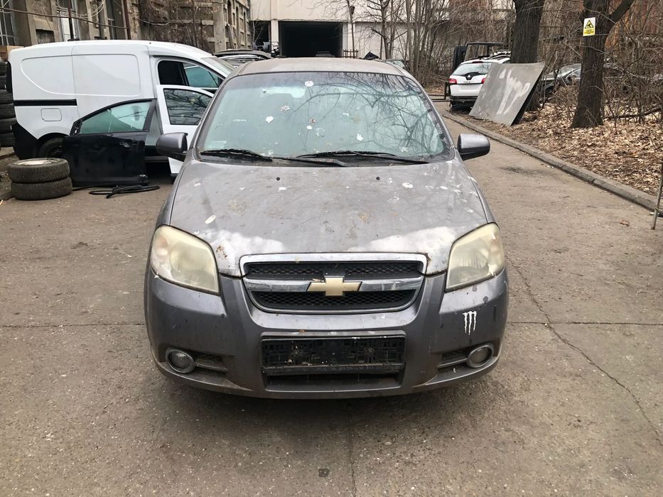 Dezmembrez Chevrolet Aveo 2008 gri benzina