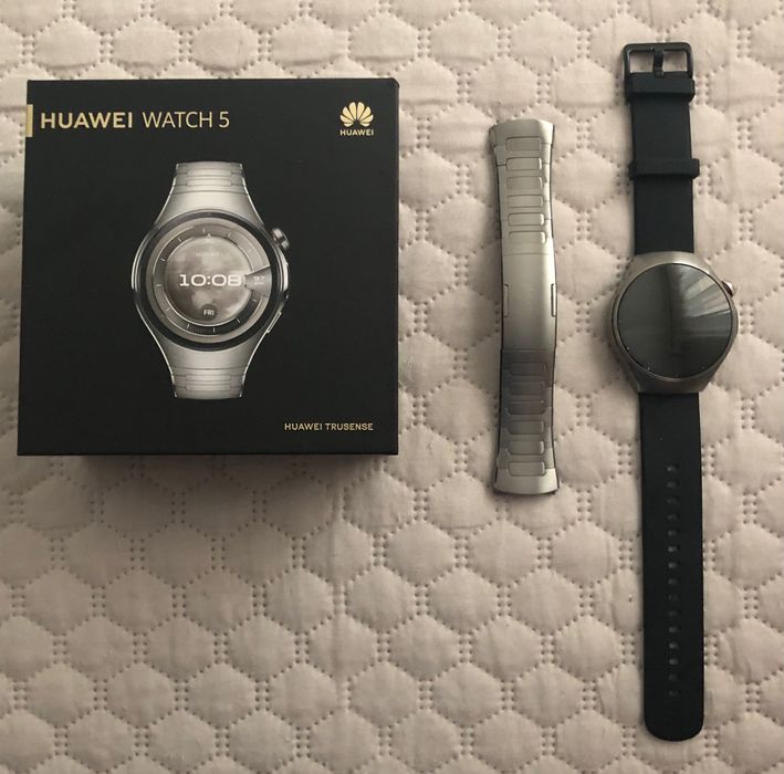 Продавам HUAWEI Watch 5 LTE Silver