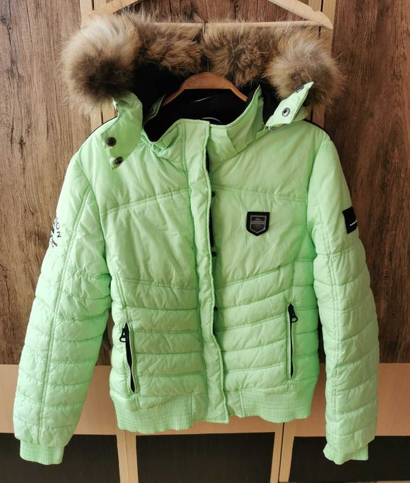 Дамско зимно яке