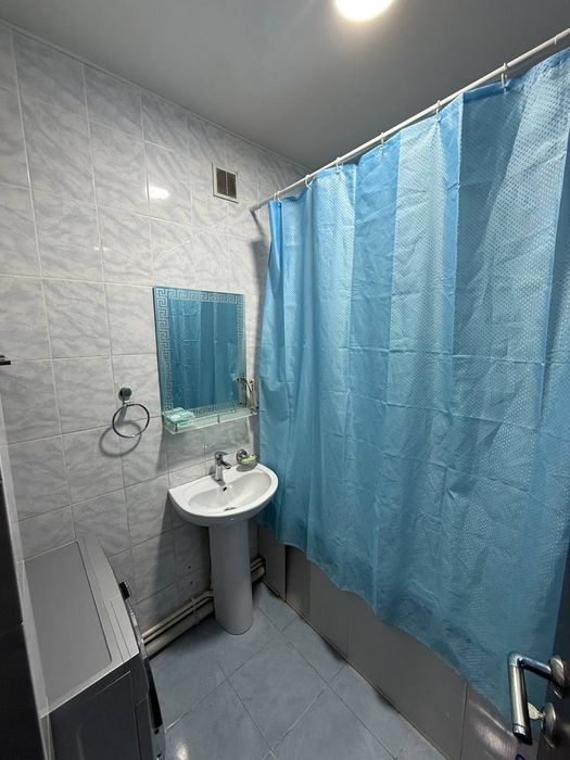 3 xonali DOM sotiladi