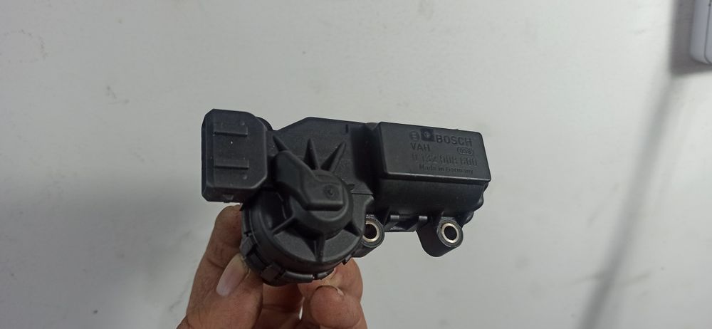 Регулятор холостого хода Passat, Golf, Audi