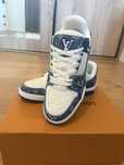 Louis vuitton trainer blue jeans