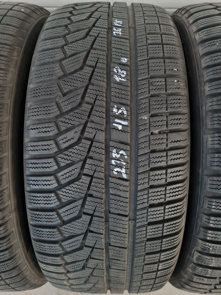 Зимни гуми 4 броя HANKOOK IceptEvo2 235 45 R18 дот 3615