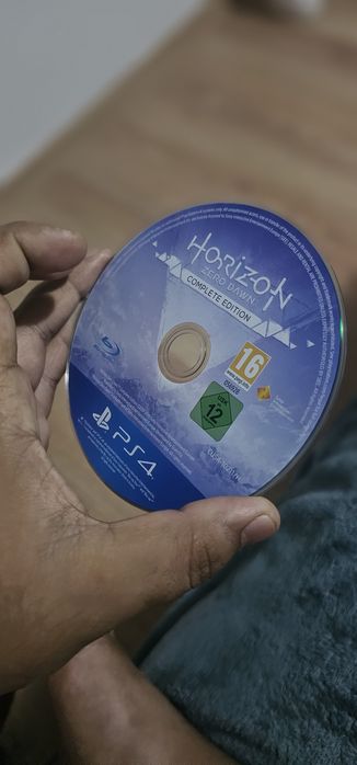 Vand/schimb HORIZON ZERO dawn ps4