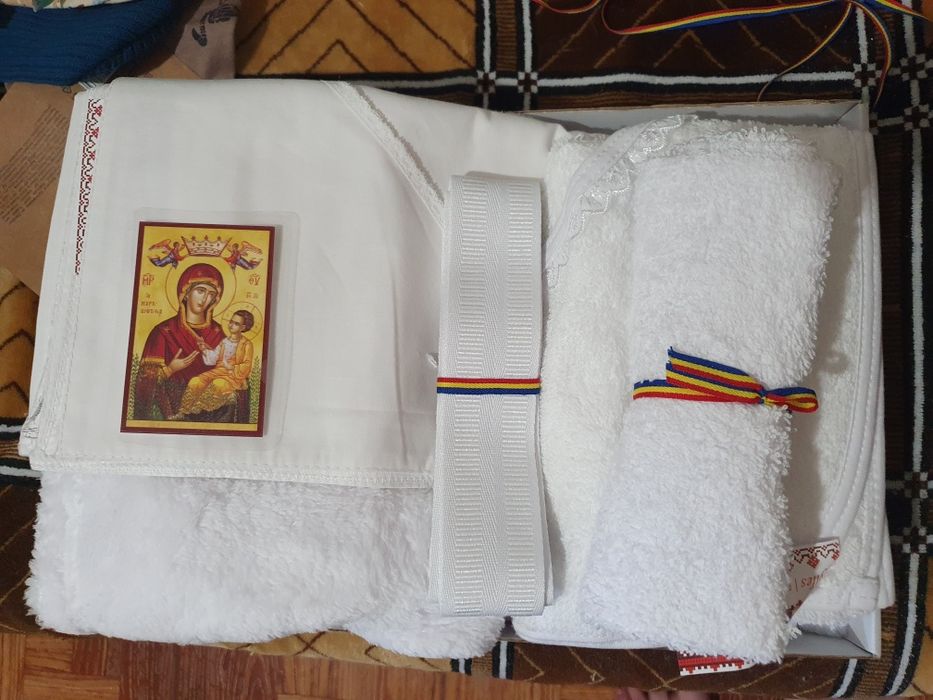 Trusou botez 1 costum tradițional, 1 Set body tradițional