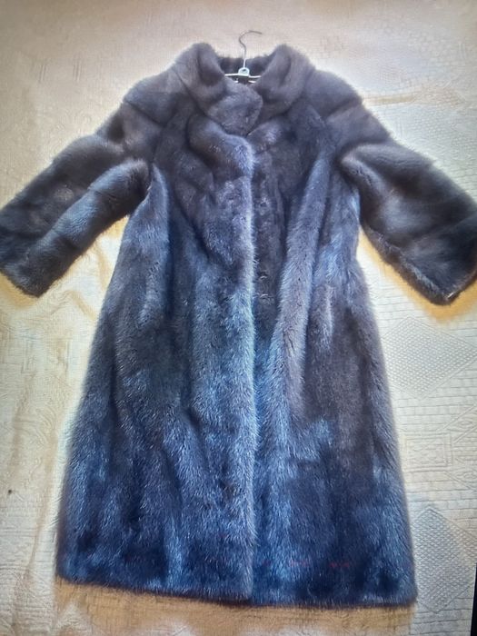 Норковая шуба сатылады