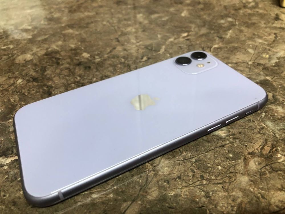 Iphone 11 sotiladi holati ideal  64 gb