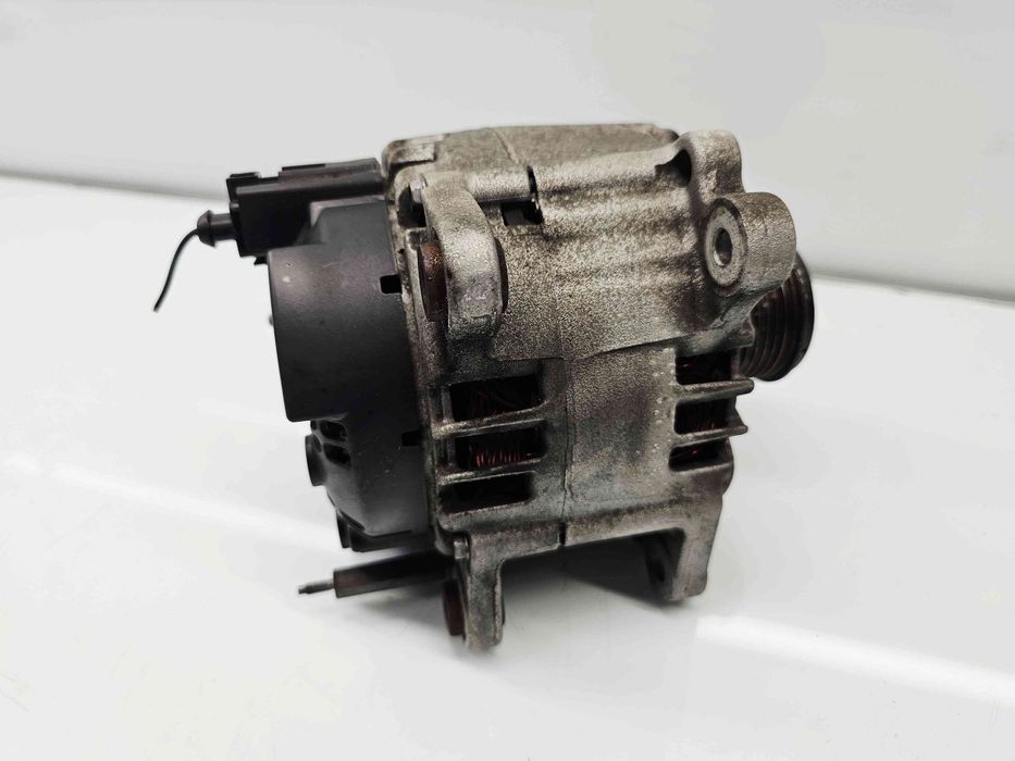 Alternator Volkswagen Golf 6 (5K1) [Fabr 2009-2013] 03L903023A 1.6 TDI