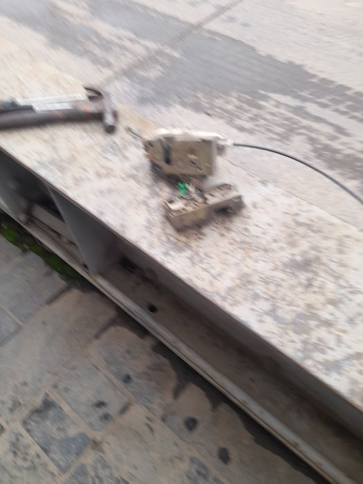 Бараба за вратата за Ford Fiesta лява и десна