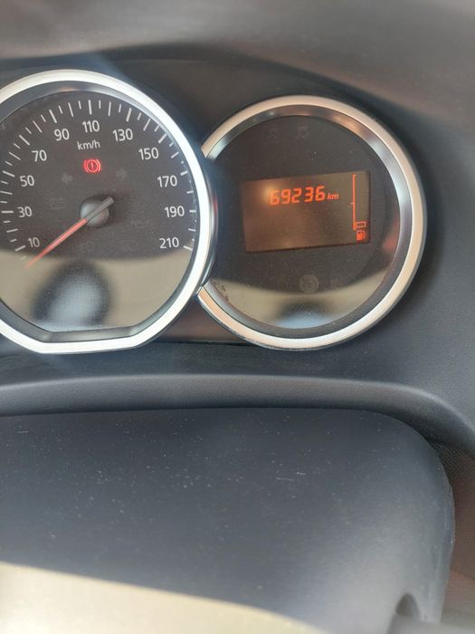 Vând Dacia sandero, 2019 la 6200 euro