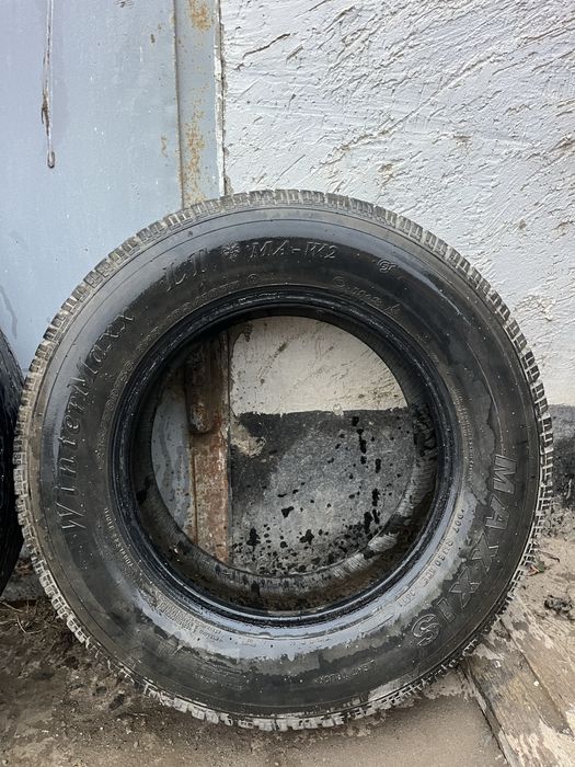 Шина Maxxis WinterMaxx 215/70R15C