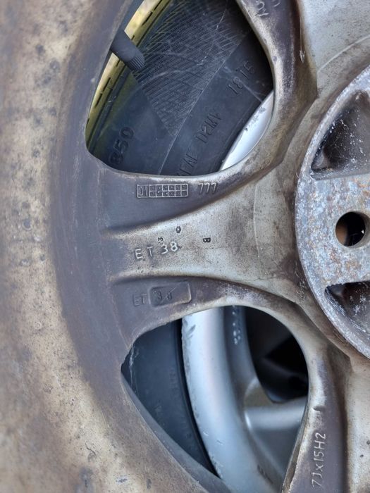 Гуми джанти всесезонни 195 65 15