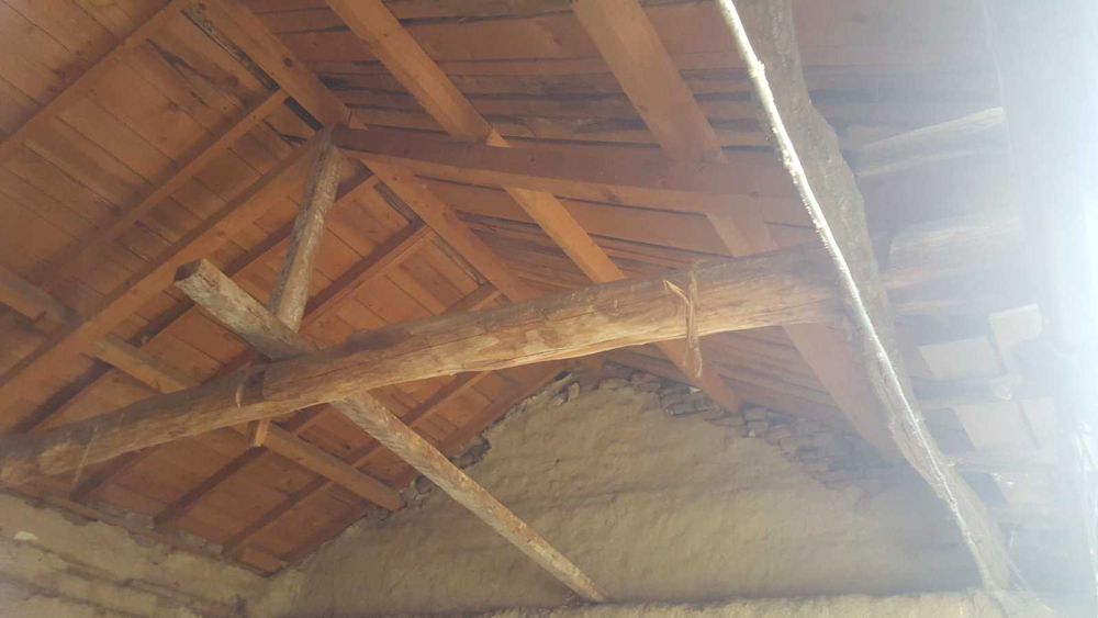 продавам къща в село червенци от собственик