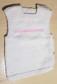 Бяла фанела ръчно плетена 1 - 2 год