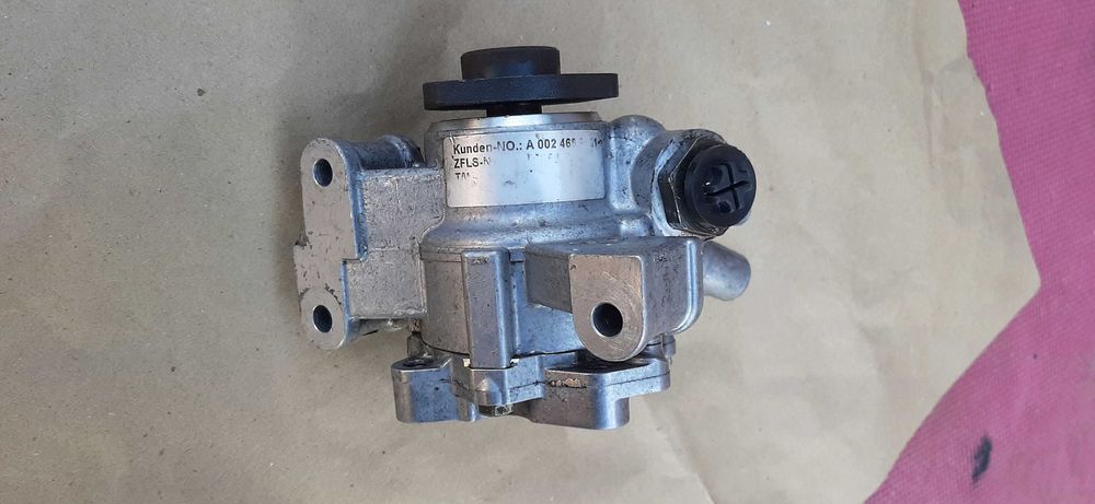 Продам насос Гур мерседес