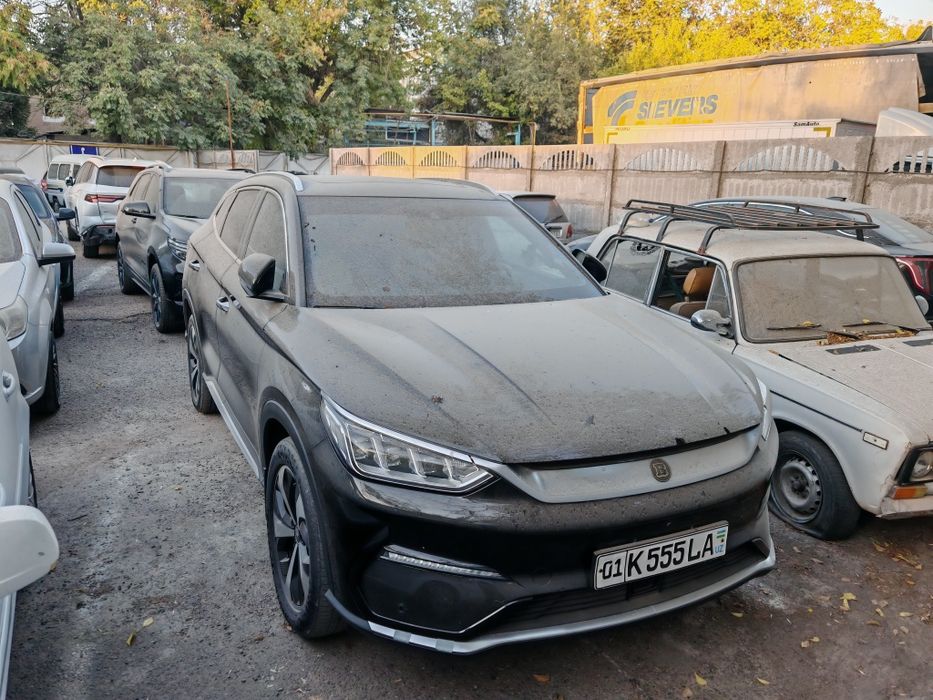 BYD Song plus 2022 йил аукцион оркали сотилади