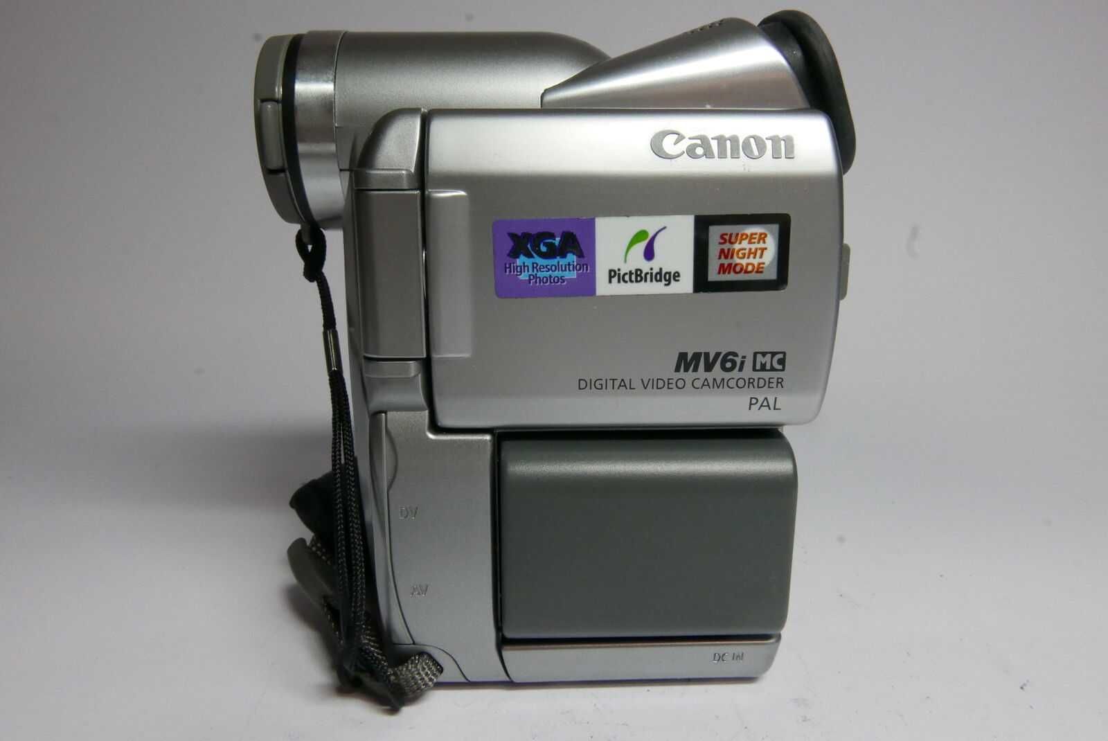Canon Digital MiniDV camera IMPECABILA