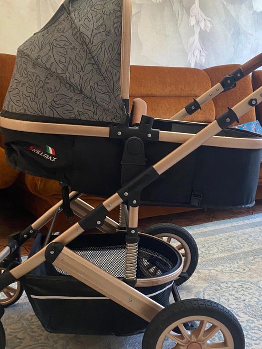 Коляка для детей состояние отличное