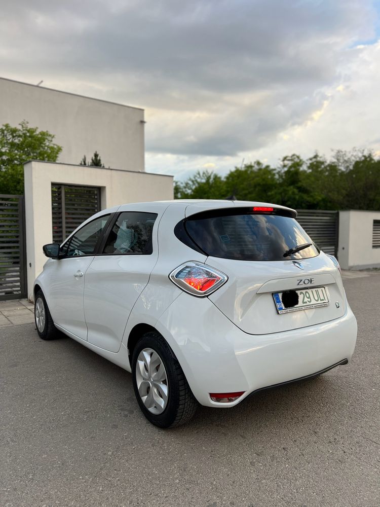 RENAULT.  ZOE  ELECTRIC 2016 KM 83000 stare impecabil
