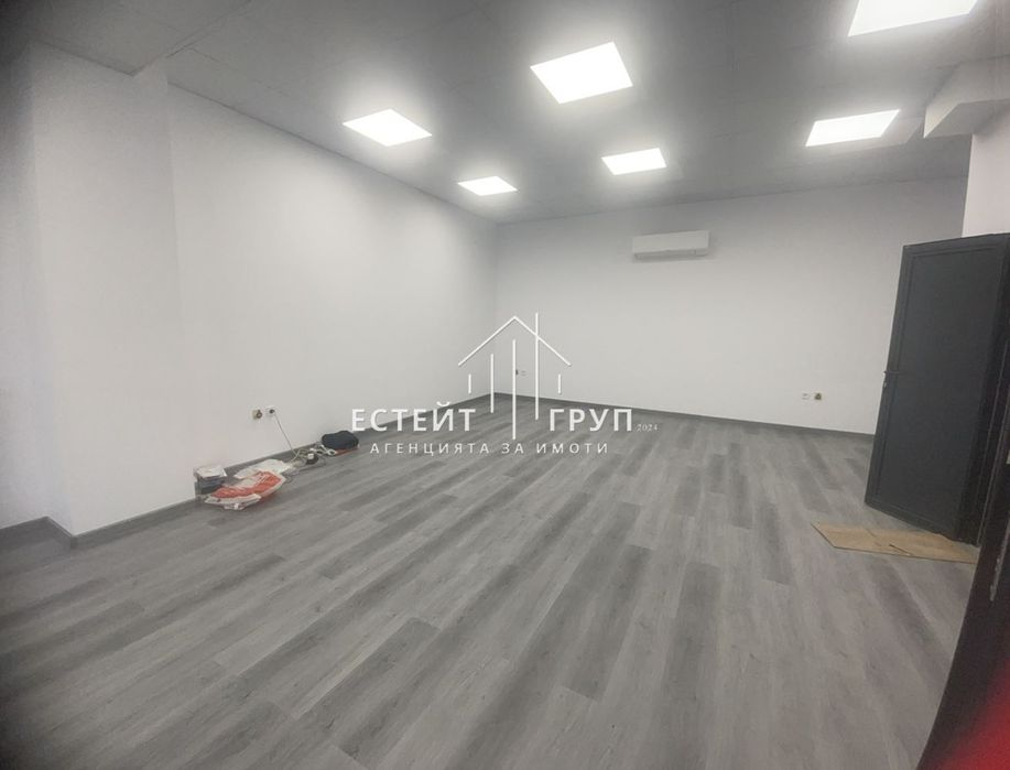 Дава се под наем Магазин в Варна, Автогара - 50 кв.м за 382.5 € - Снимка #1