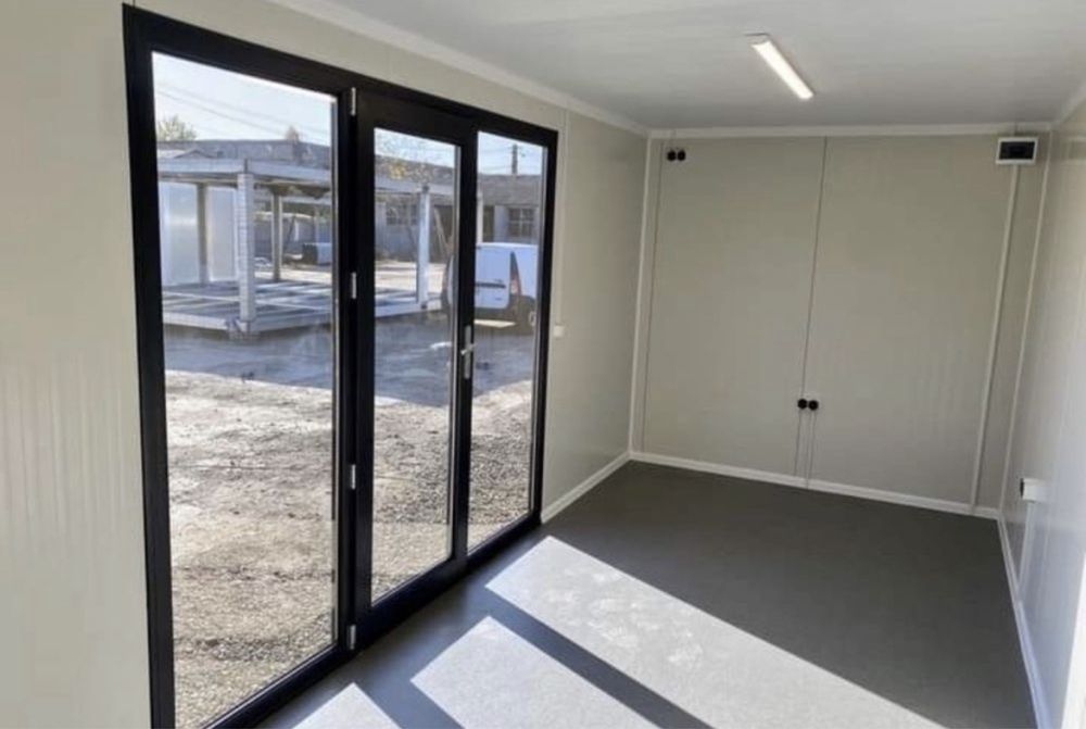 Container containere birou vitrina cafenea coffe shop parc auto