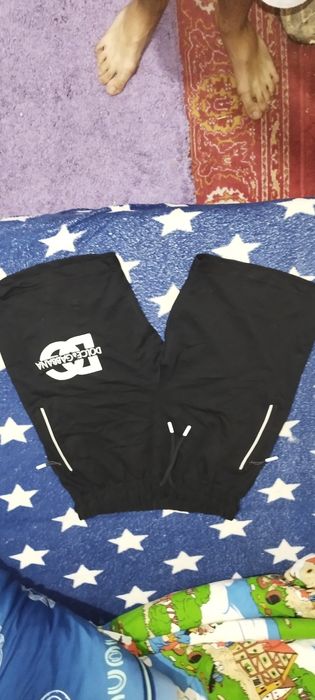 pantaloni Dolce Gabbana mărime M foarte confortabil material fin