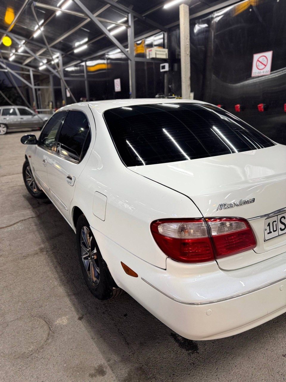 Nissan maxim A33 sotiladi