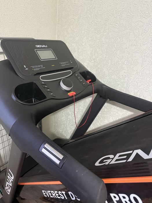 Беговая дорожка генау