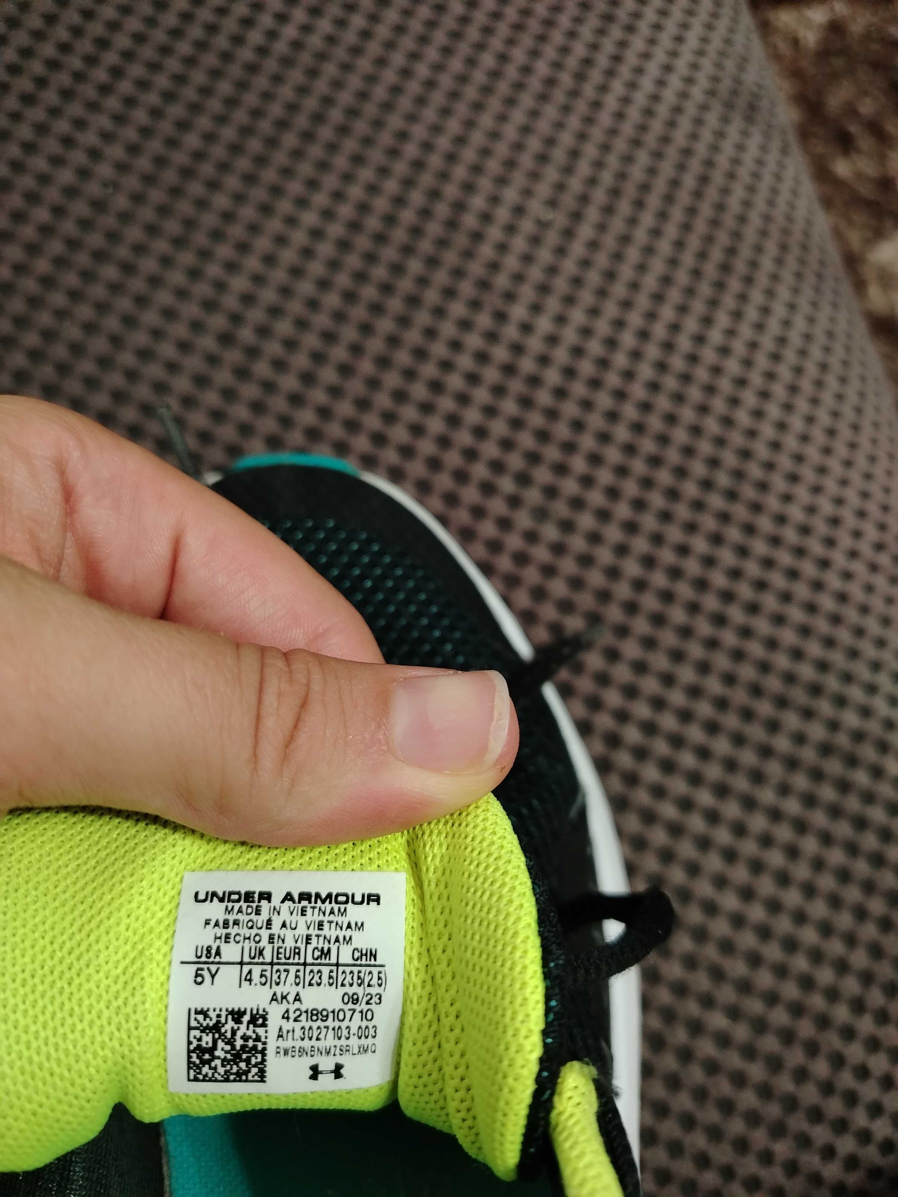 Маратонки Under armour