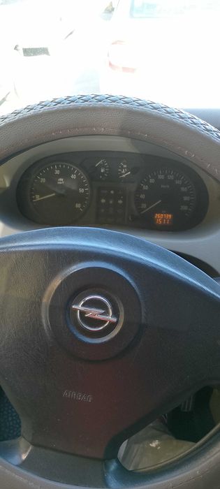 Opel vivaro 1900cc