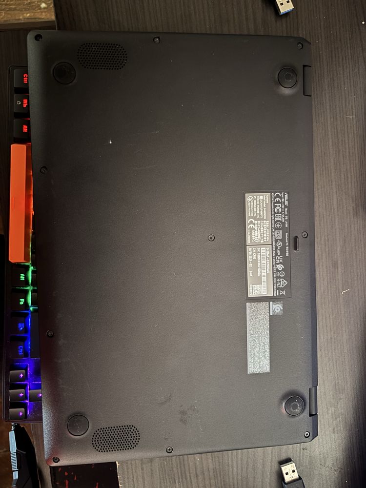Laptop vivobook