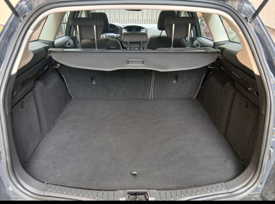 Ford focus . autoturism deosebit