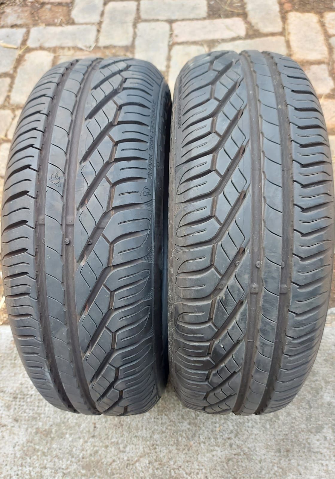 Set 2buc 185/65 R14 Uniroyal vară