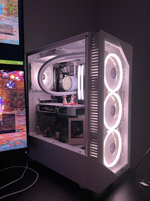 Carcasa Pc thermaltake View 200 TG