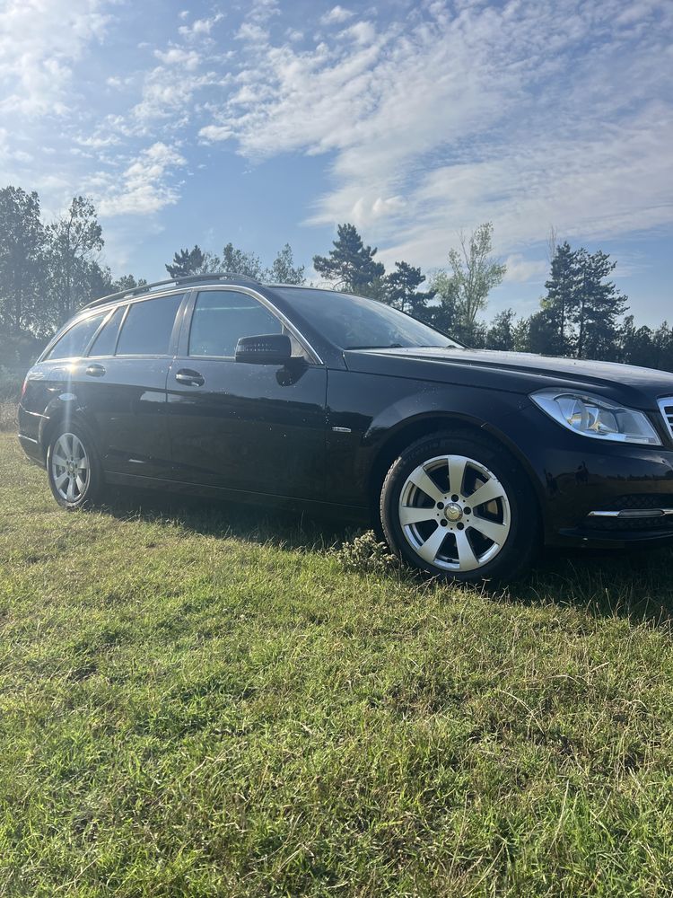 Mercedes benz c220 blueefficiency