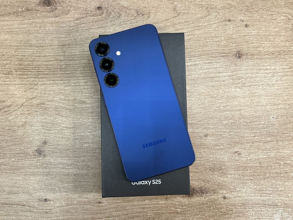 Samsung S25 128GB Перфектен на 23 Цикъла