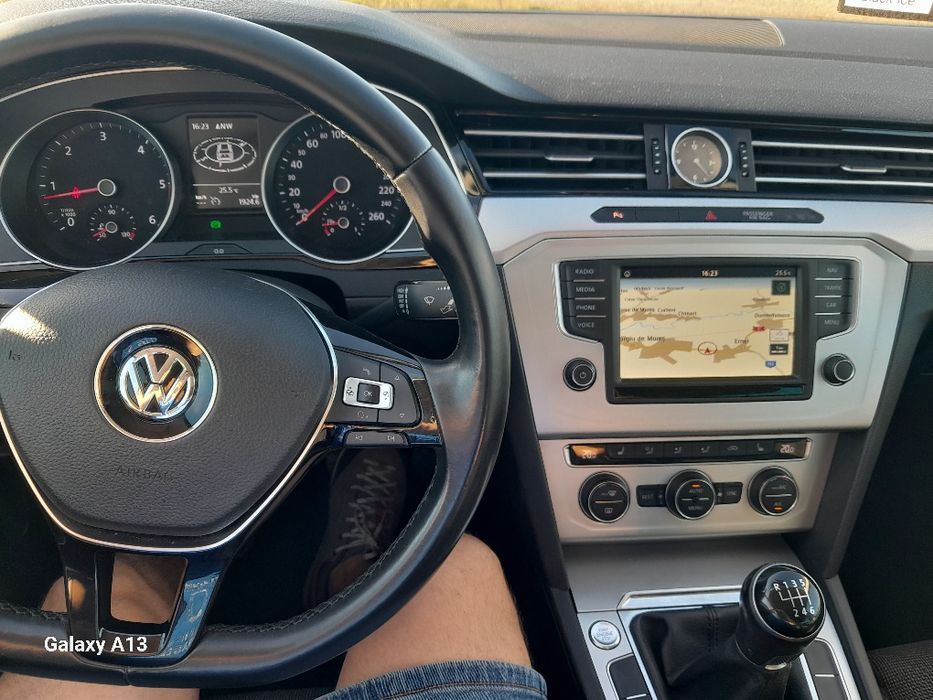 Vw passat B8 -2016-źoll-km puțini