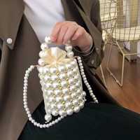 Дамска нежна чантичка перли ръчна изработка