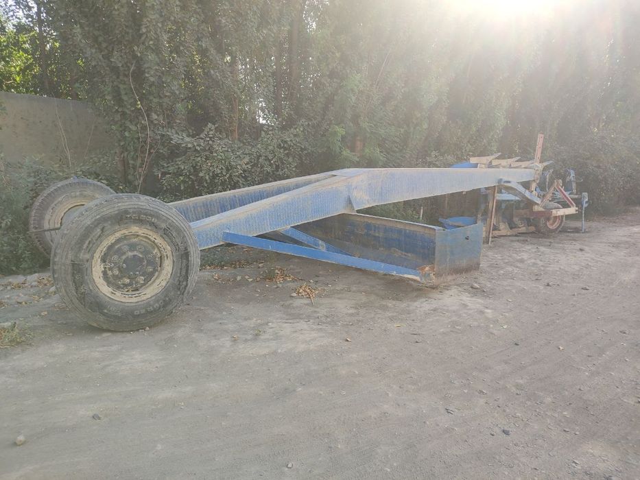 Dilinnibaza sotiladi.