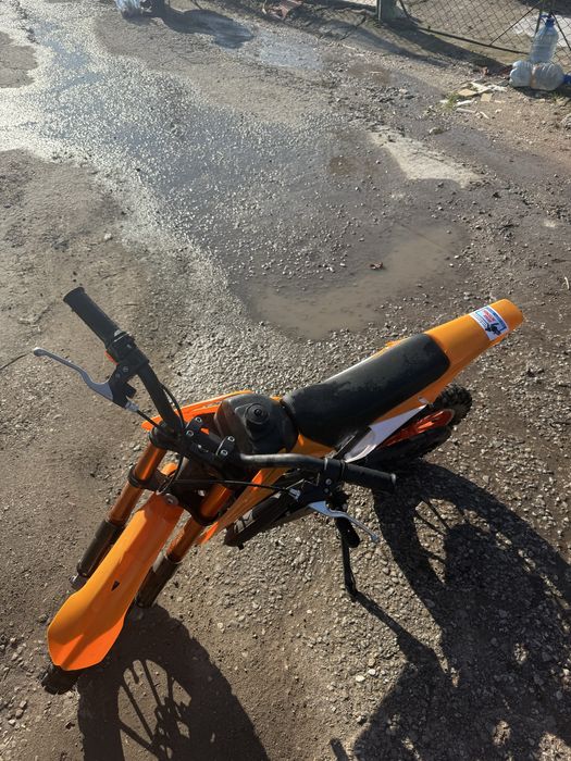 моторче не е използван почти карат е само два пъти