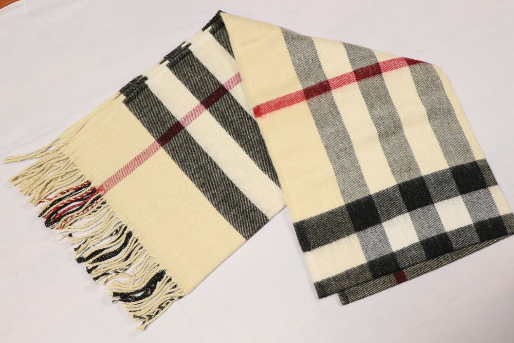 Sal/ fular cashmere - un cadou calduros :)