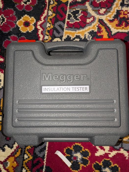 Megger MIT220 – tester izolație profesional, ca nou