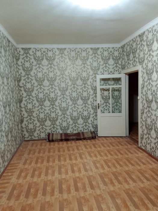 Квартира сотилади 3 хонали 4 этаж. Етти гузал